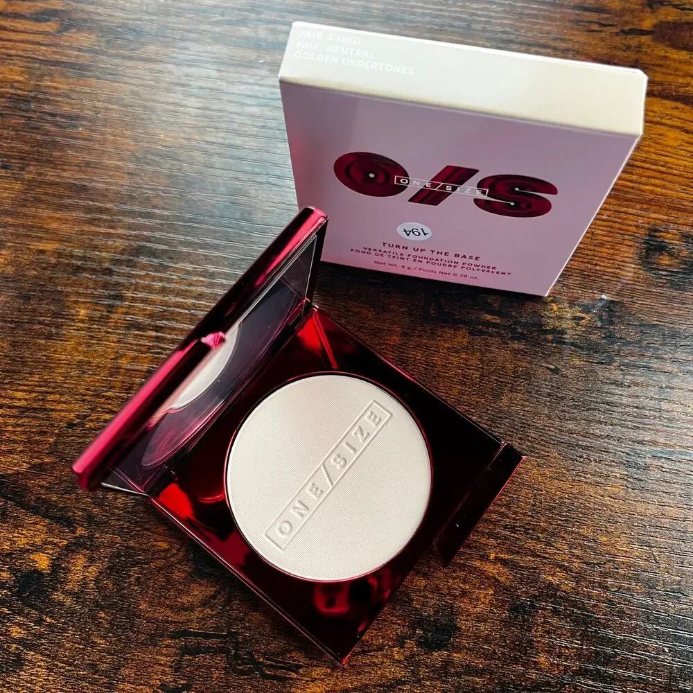ONE/SIZE Turn Up the Base Versatile Powder Foundation | Fair 5 (NG)